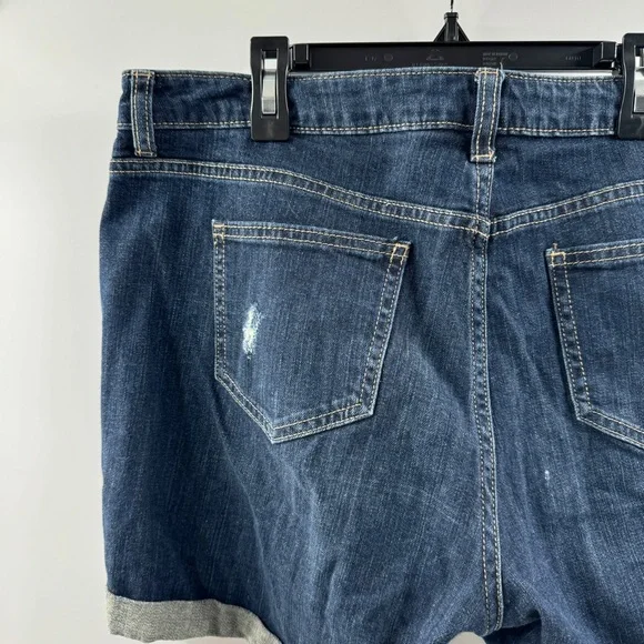 Jennifer Lopez Boyfriend Jean Shorts Medium–Dark Wash Size 12 - Picture 7 of 9